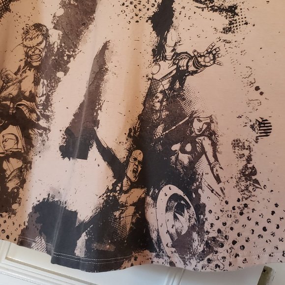 ThinkGeek exclusive womens SMALL Marvel Avengers Assemble skater skirt pockets - Picture 9 of 10